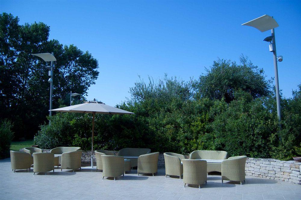 Hotel Ibis Styles Bari Giovinazzo Esterno foto