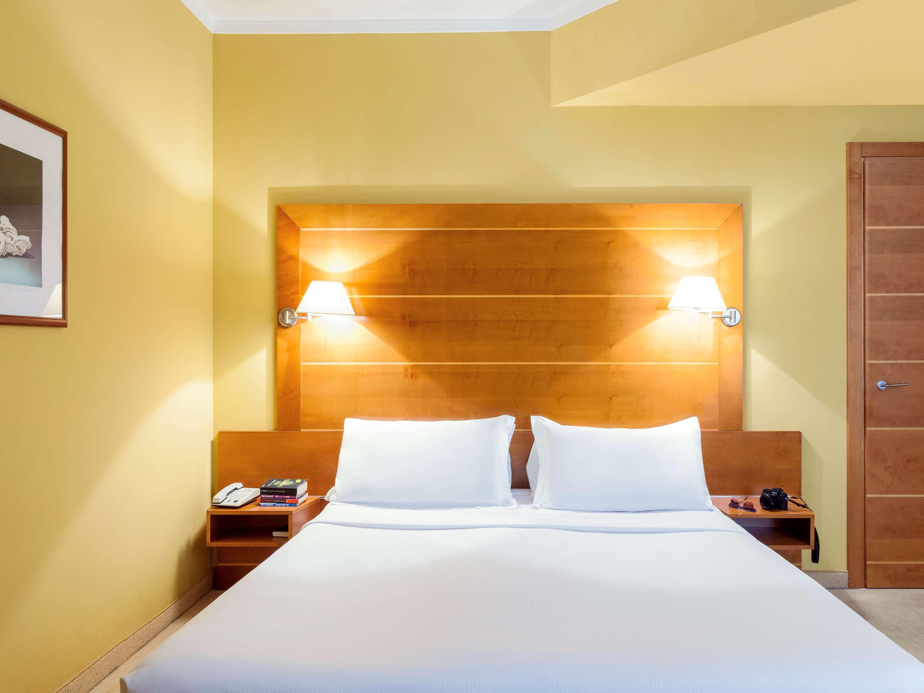 Hotel Ibis Styles Bari Giovinazzo Esterno foto