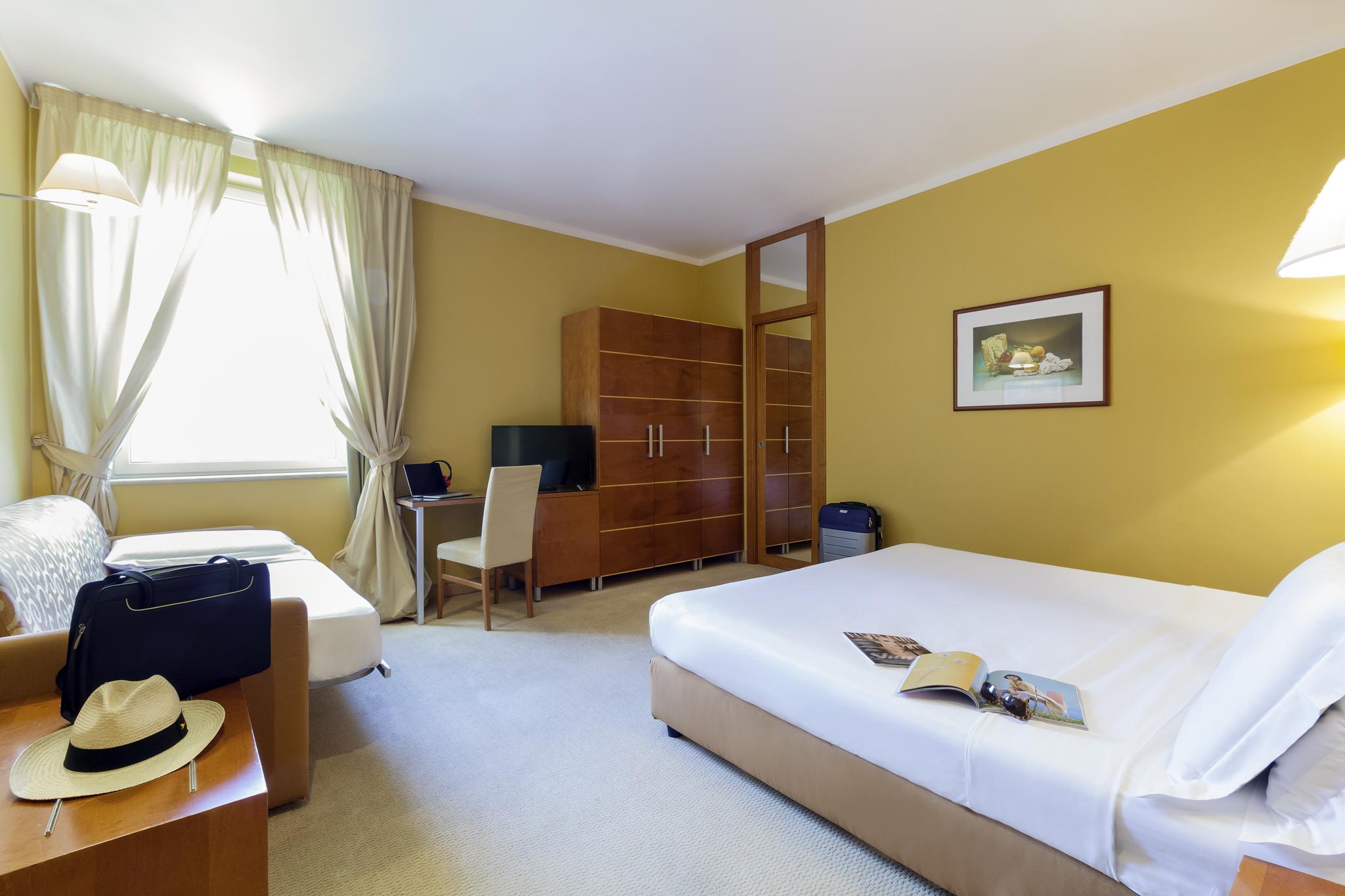 Hotel Ibis Styles Bari Giovinazzo Esterno foto