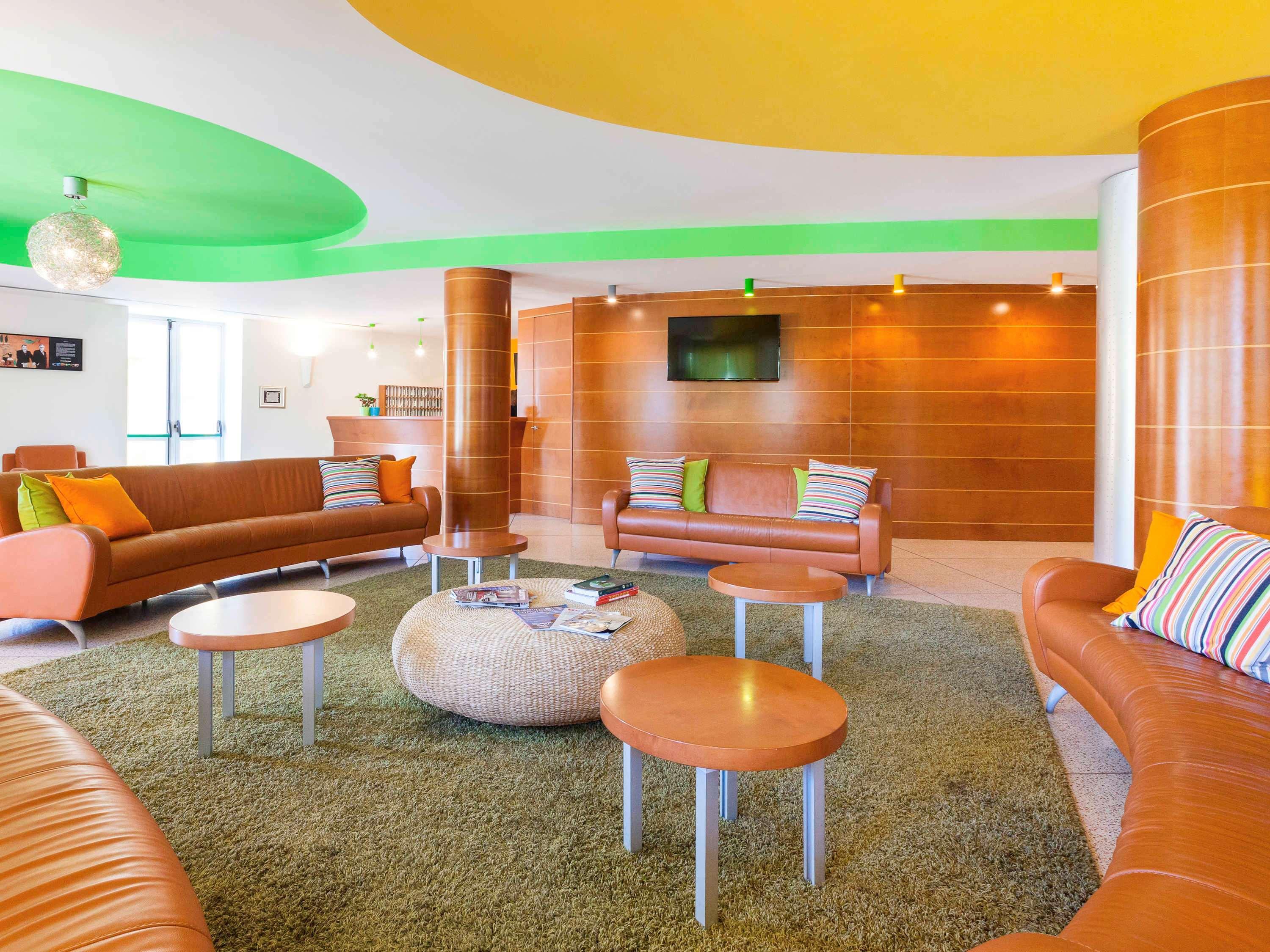 Hotel Ibis Styles Bari Giovinazzo Esterno foto