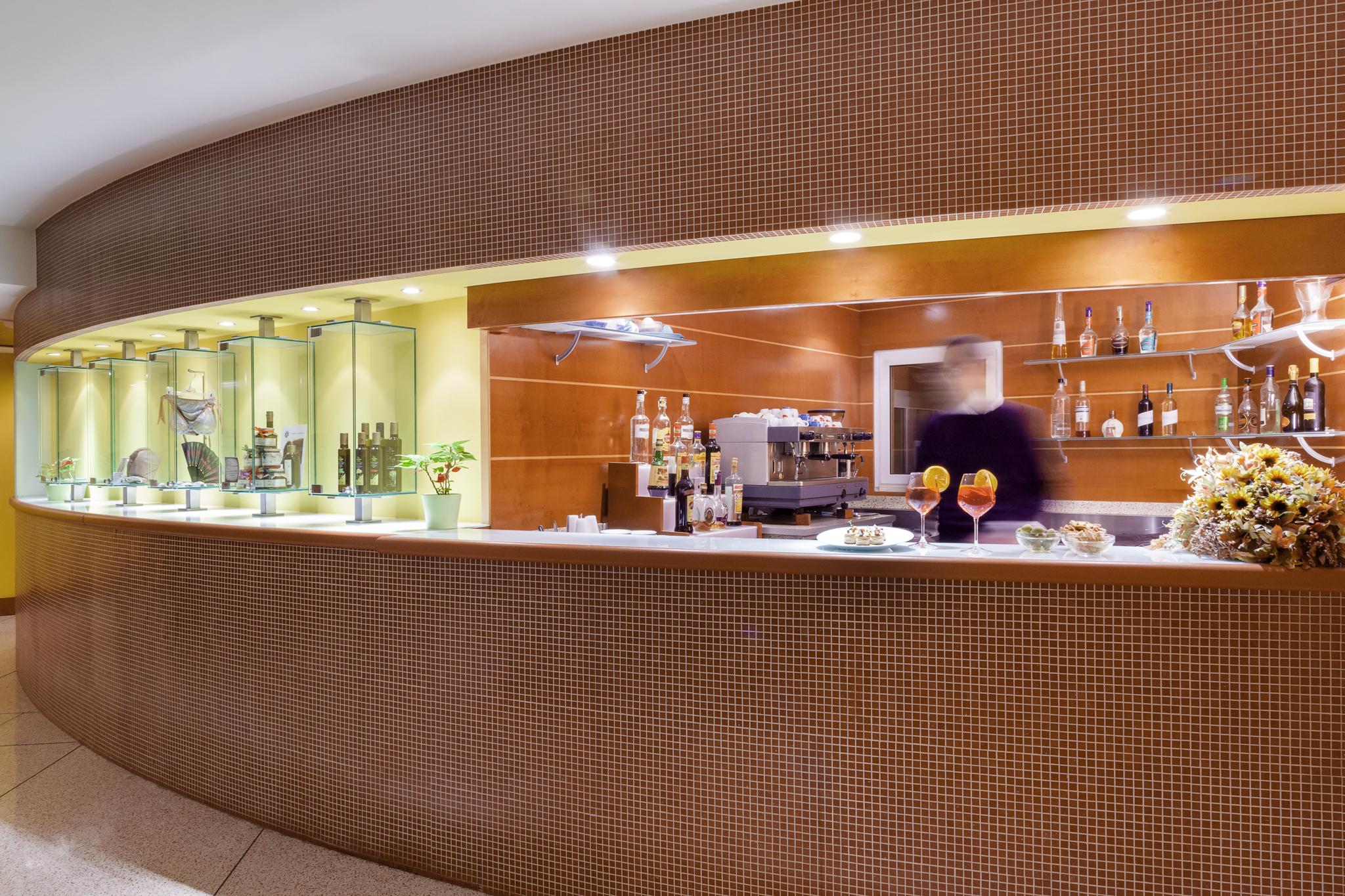 Hotel Ibis Styles Bari Giovinazzo Esterno foto