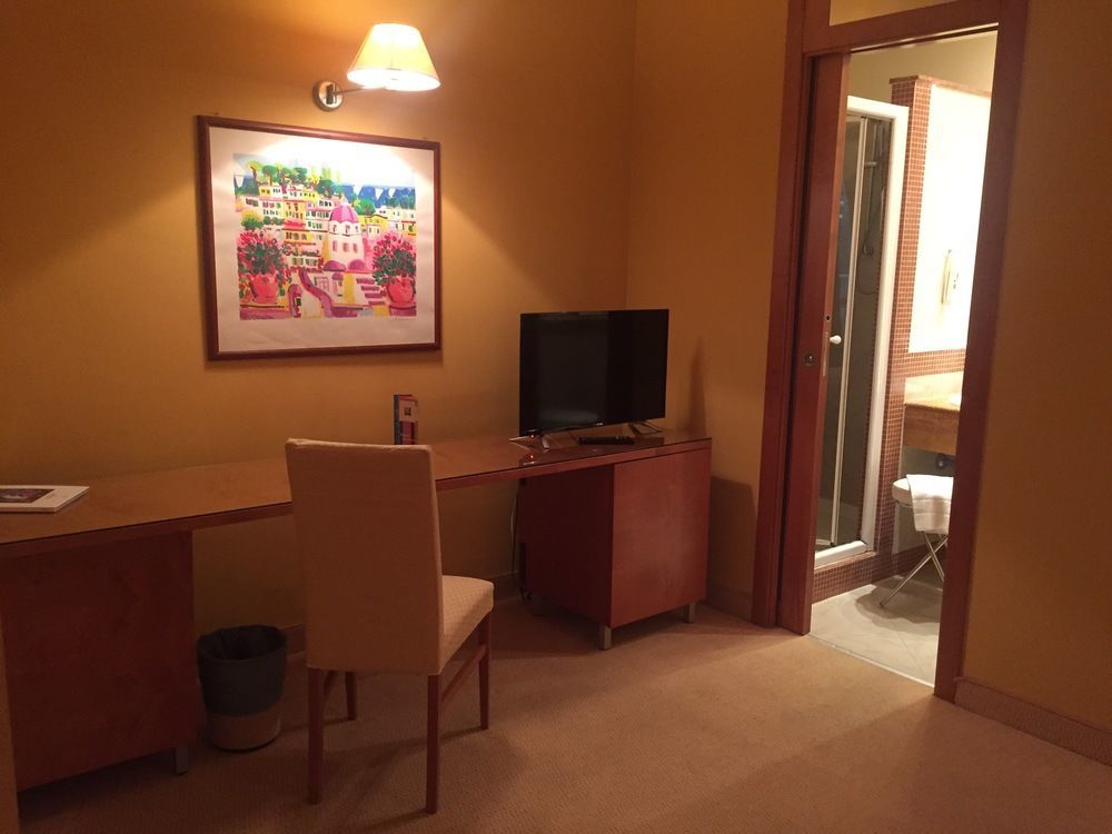 Hotel Ibis Styles Bari Giovinazzo Esterno foto