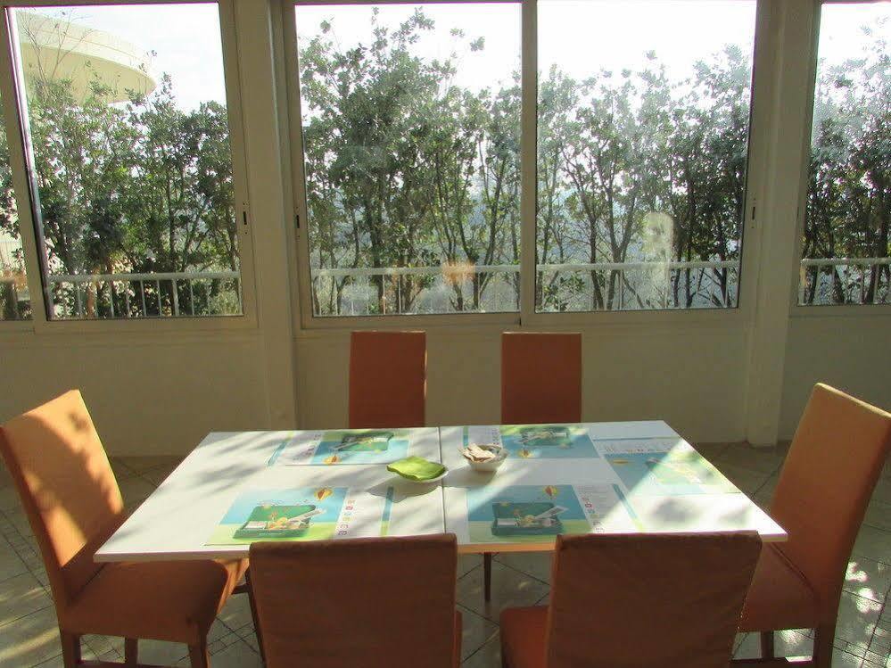 Hotel Ibis Styles Bari Giovinazzo Esterno foto